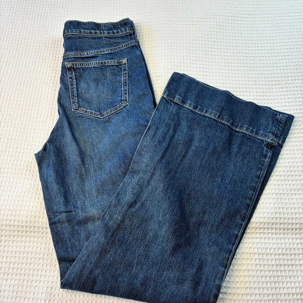 Classic Women's Dark Blue Denim Jeans